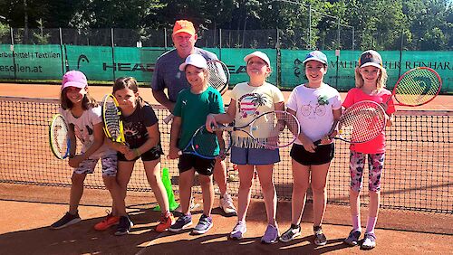 Titelbild von Kindertenniskurs 2024
