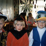ID 256533 Fasching im Kindergarten (1995), Urheber: unbekannt, Besitzer: Singraber G.