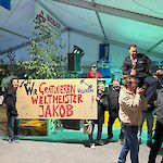 Weltmeister-Empfang beim Kaumberger Feuerwehr-Fest. Foto: Barbara Steiner.