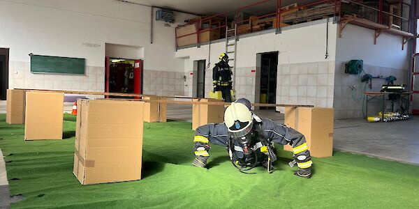 Atemschutzgeräteträger absolvieren Finnentest