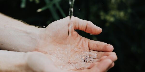 Wichtige Information der Gemeinde: Wasser sparen im Sommer!