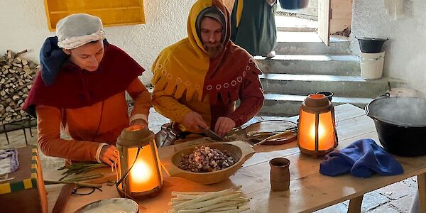 Wiederbelebung der Gotik auf der Araburg