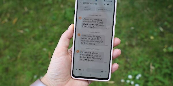 SMS-Erinnerung: Nie wieder die Müllabfuhr verpassen!