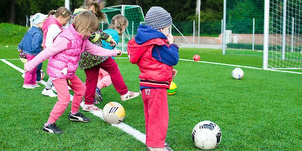 Abschlussfest am Spielplatz als Ausklang des Kaumberger Ferienspiels