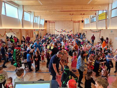 Titelbild von Gut besuchter Kindermaskenball war ein voller Erfolg