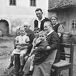 ID: 1292927, Familie Daxbeck (um 1935/40?),  Urheber: unbekannt, Besitzer: C. Filzwieser (aus der Bildersammlung "Familie Schwarz"-Laabach 22)